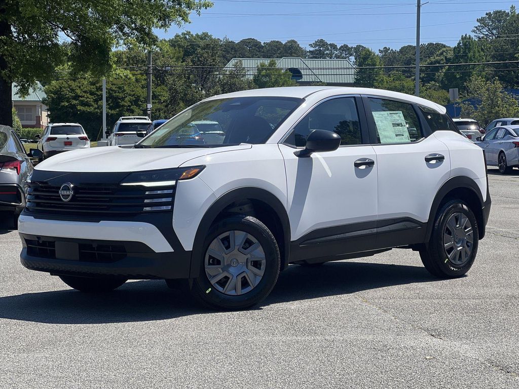 New 2026 Nissan Kicks S