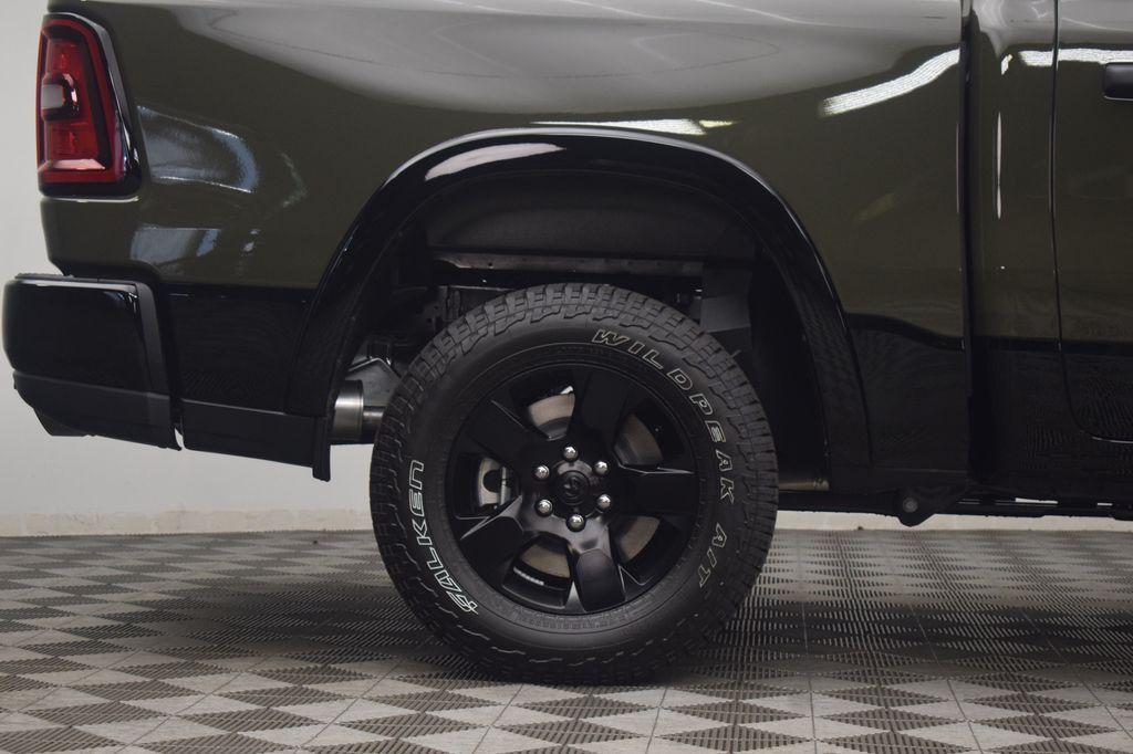 2026 RAM 1500 BIG HORN/LONE STAR photo 8