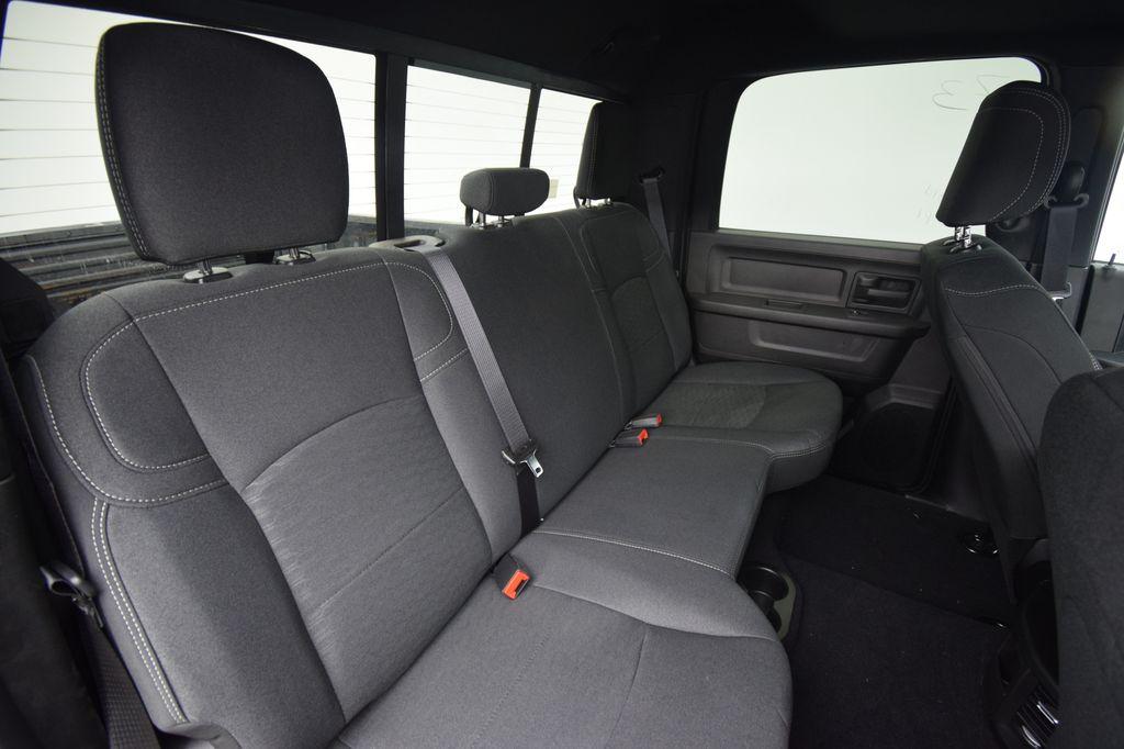 صورة مصغرة 18 لـ 2026 RAM 2500 TRADESMAN