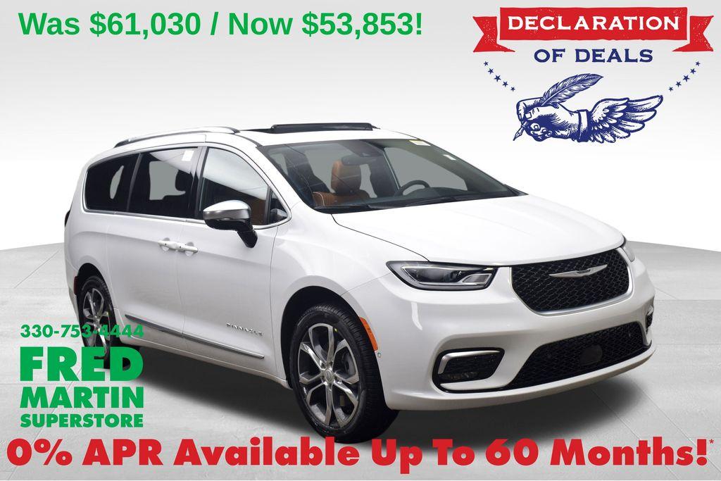 New 2026 Chrysler Pacifica Pinnacle