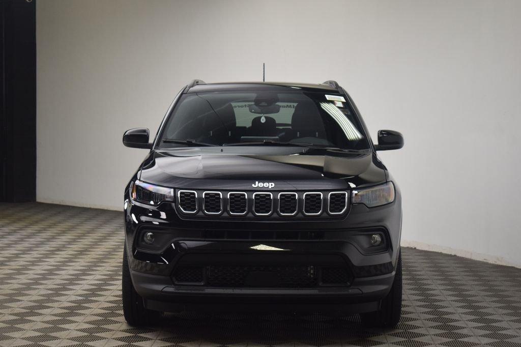 New 2026 Jeep Compass Latitude
