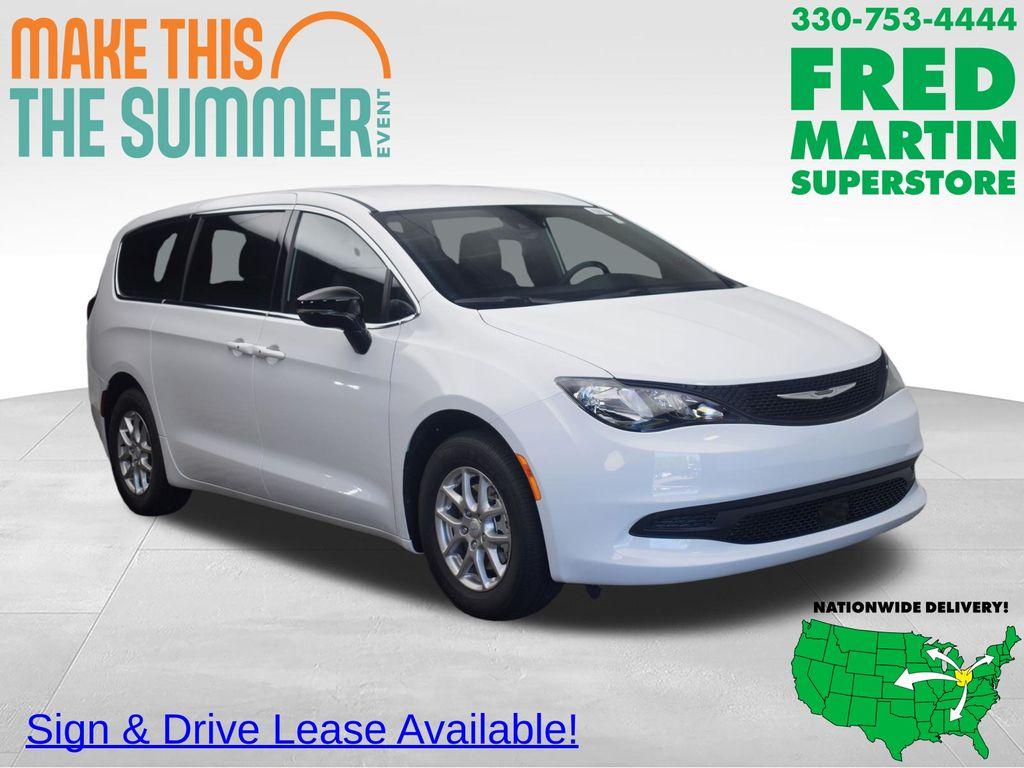 New 2027 Chrysler Pacifica LX