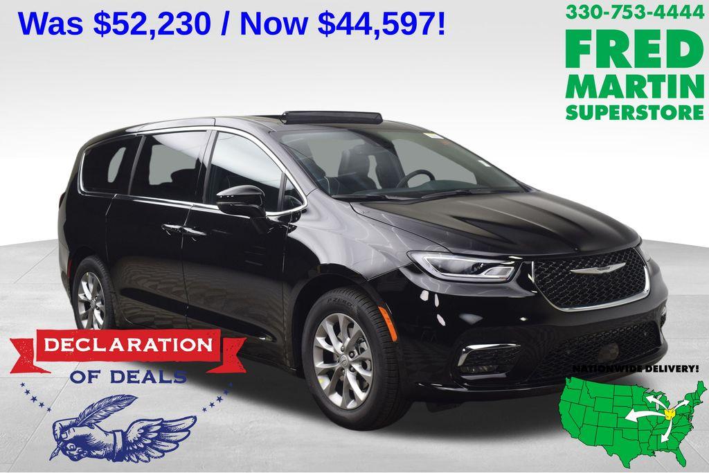 New 2026 Chrysler Pacifica Limited