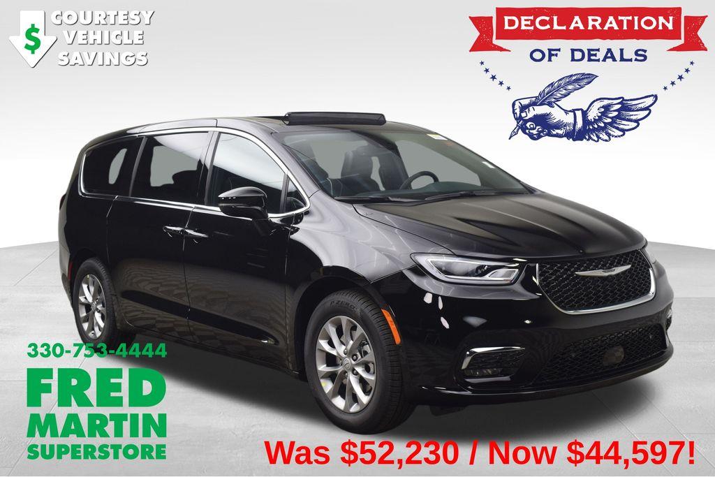 New 2026 Chrysler Pacifica Limited