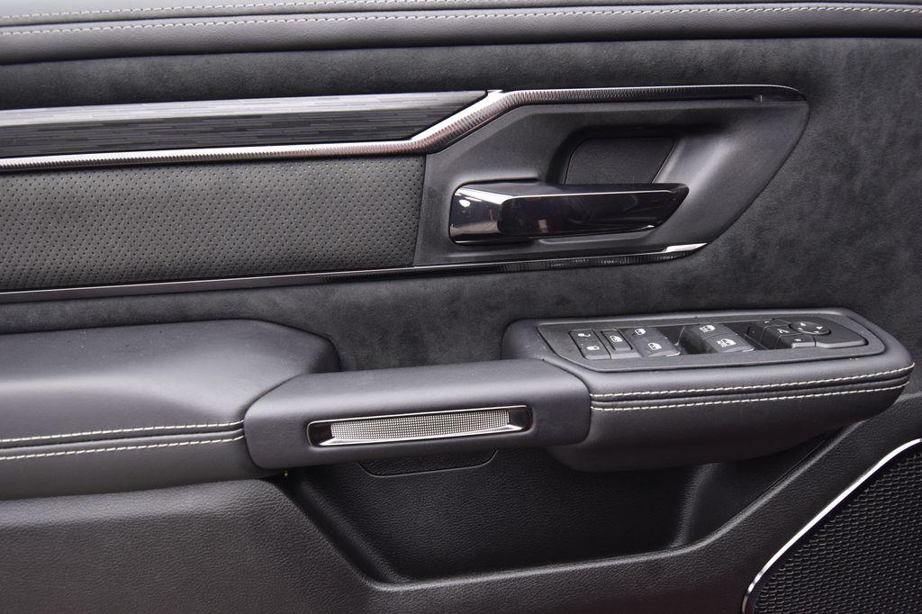 صورة مصغرة 30 لـ 2026 RAM 1500 RHO