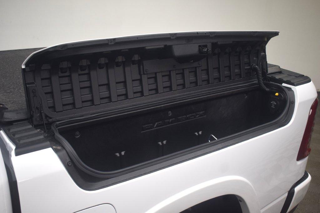 صورة مصغرة 19 لـ 2026 RAM 1500 LIMITED