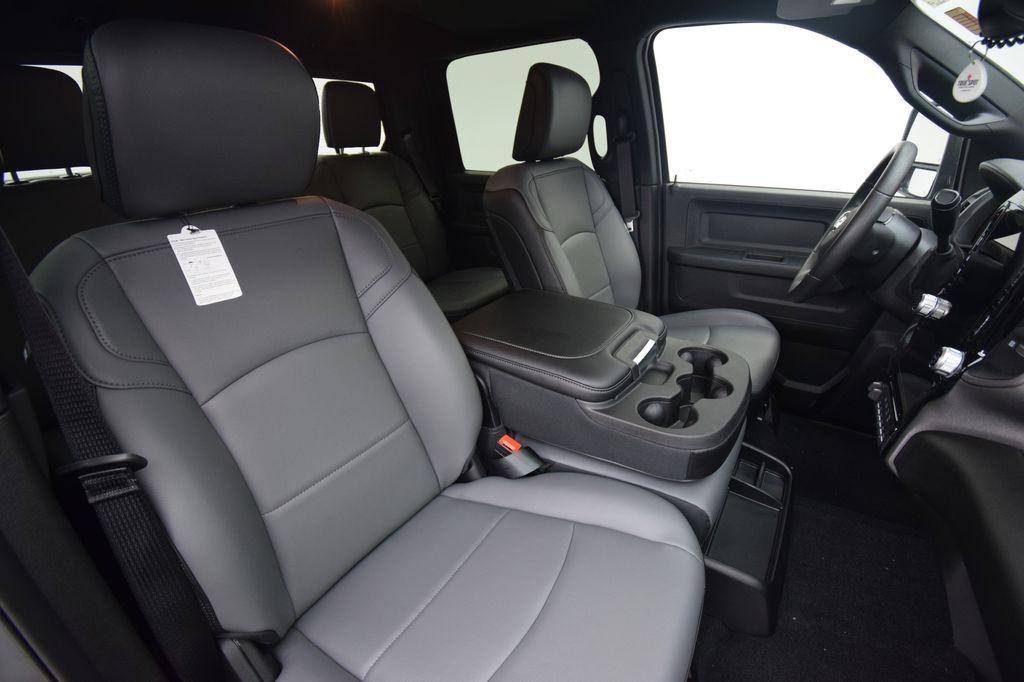 2026 RAM 3500 TRADESMAN 缩略图 18