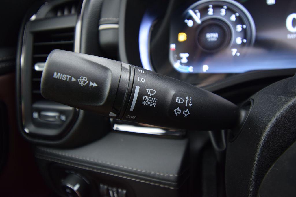 صورة مصغرة 30 لـ 2026 RAM 1500 LIMITED