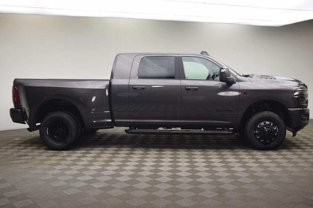 صورة 4 لـ 2026 RAM 3500 LARAMIE