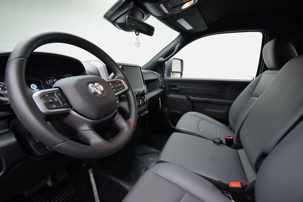 2026 RAM 2500 TRADESMAN — миниатюра 32