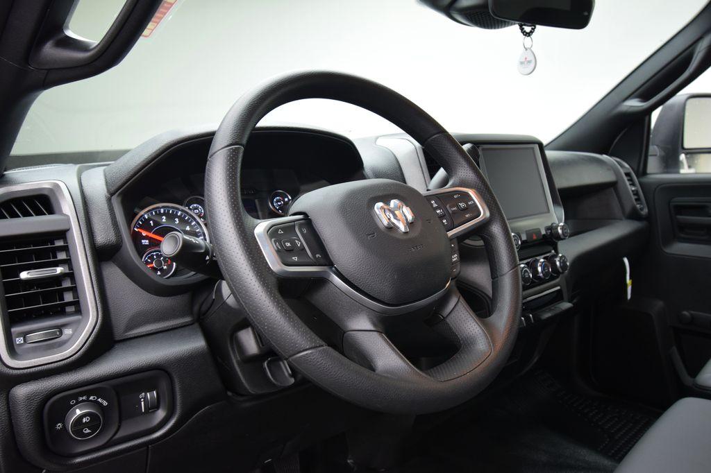 2026 RAM 2500 TRADESMAN — миниатюра 31