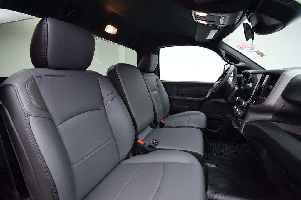 2026 RAM 2500 TRADESMAN — миниатюра 18