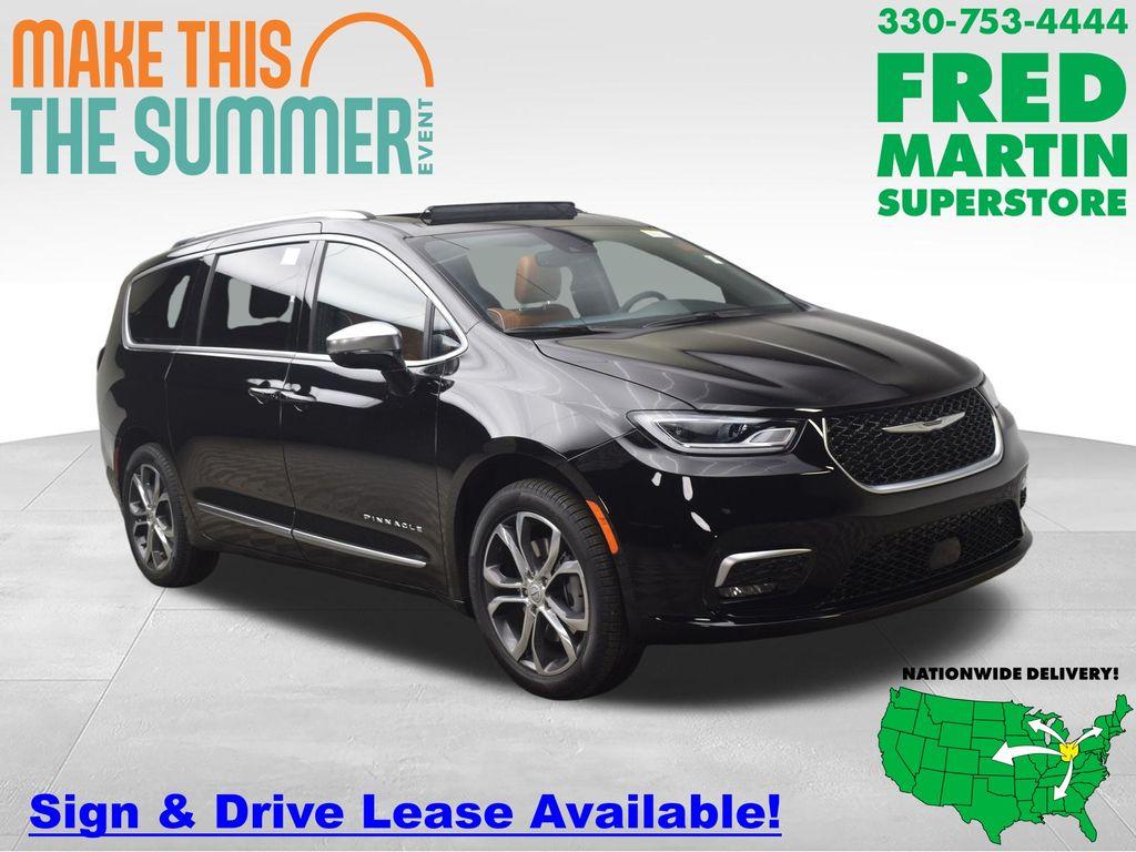 New 2026 Chrysler Pacifica Pinnacle