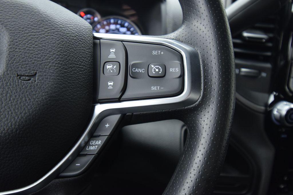 صورة مصغرة 27 لـ 2026 RAM 2500 TRADESMAN