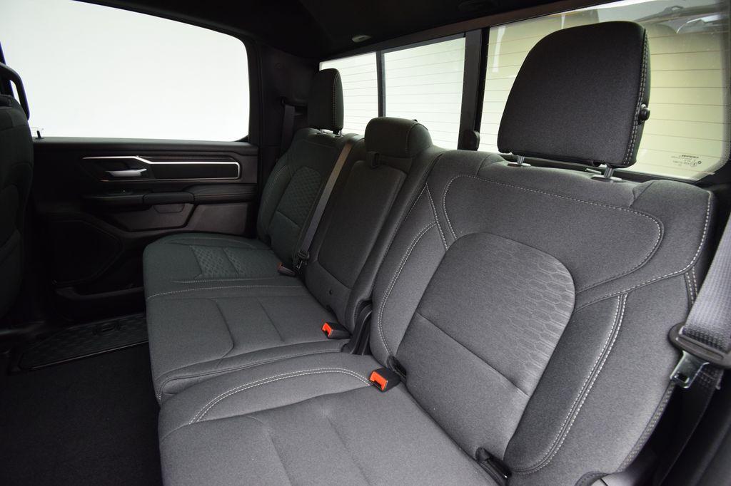 2026 RAM 1500 BIG HORN/LONE STAR — миниатюра 26