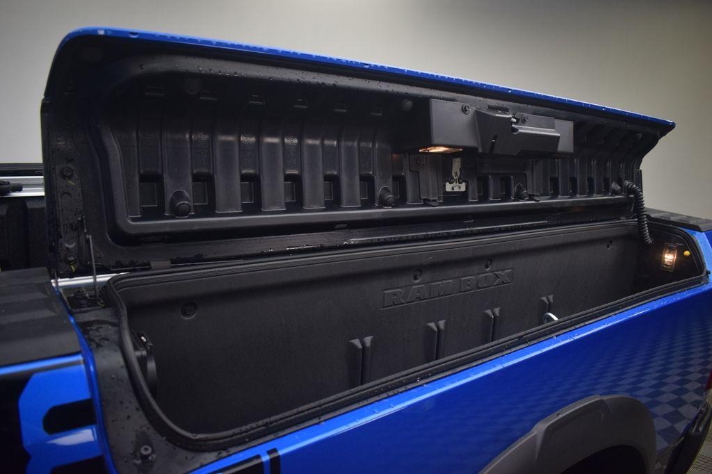 2026 RAM 2500 REBEL/POWER WAGON 缩略图 16