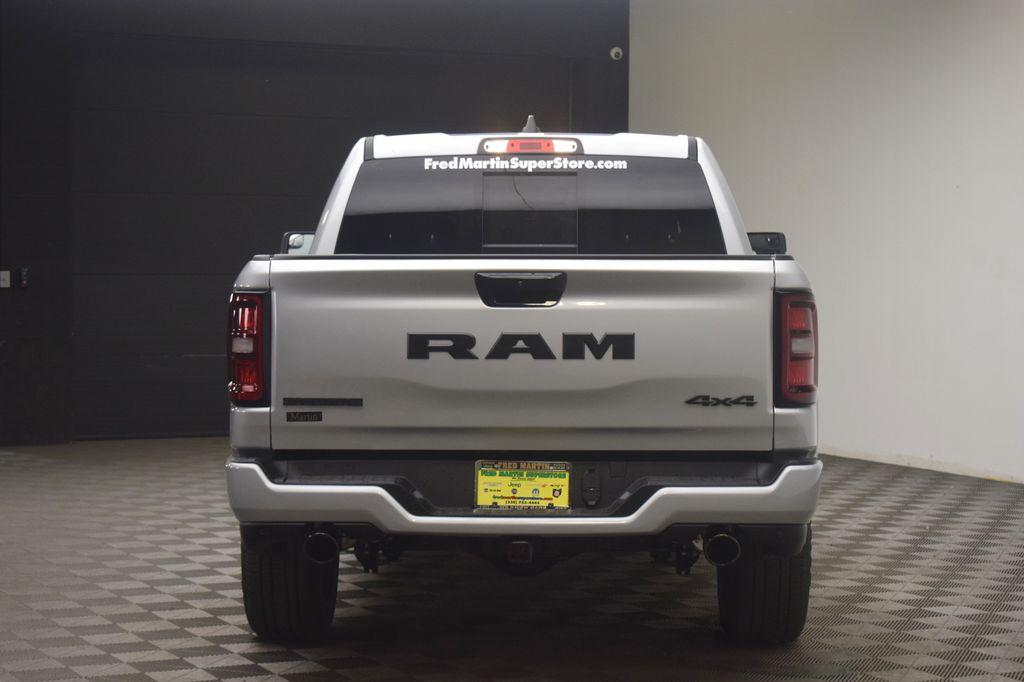 صورة 10 لـ 2026 RAM 1500 BIG HORN/LONE STAR