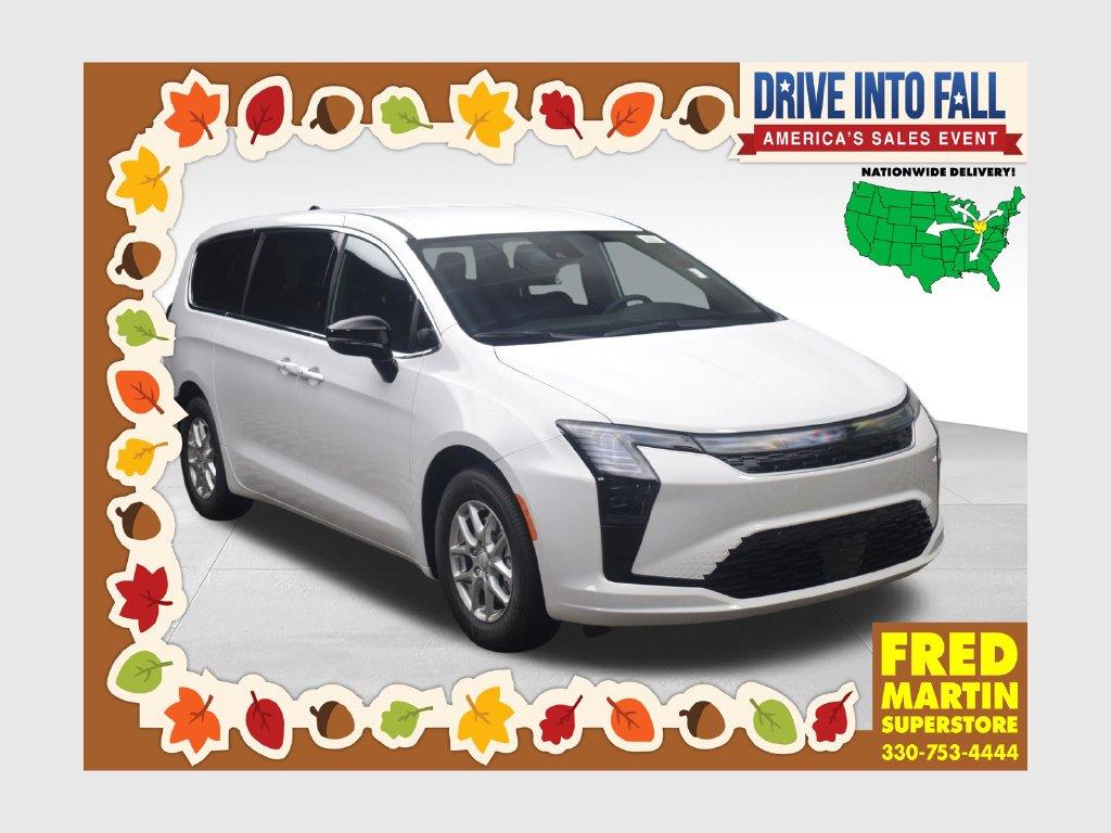 New 2027 Chrysler Pacifica SELECT