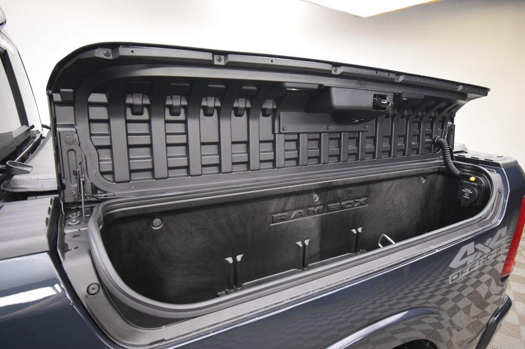 صورة 10 لـ 2026 RAM 1500 TUNGSTEN