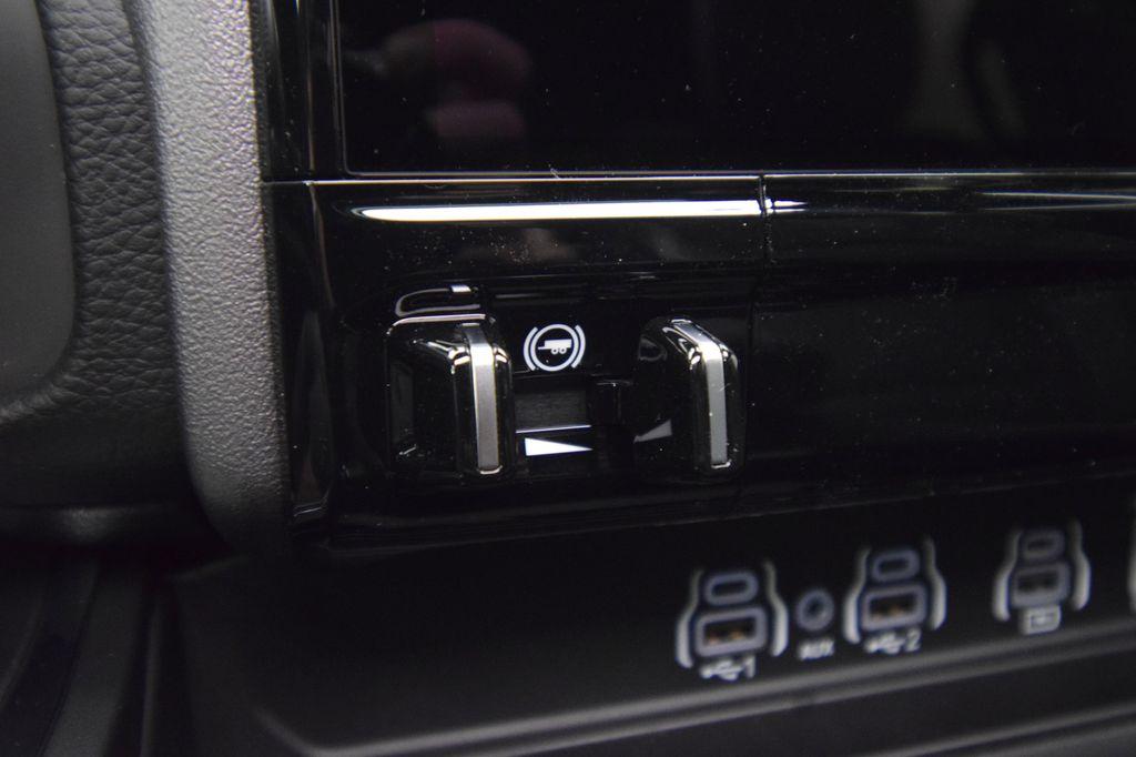صورة مصغرة 25 لـ 2026 RAM 1500 LARAMIE