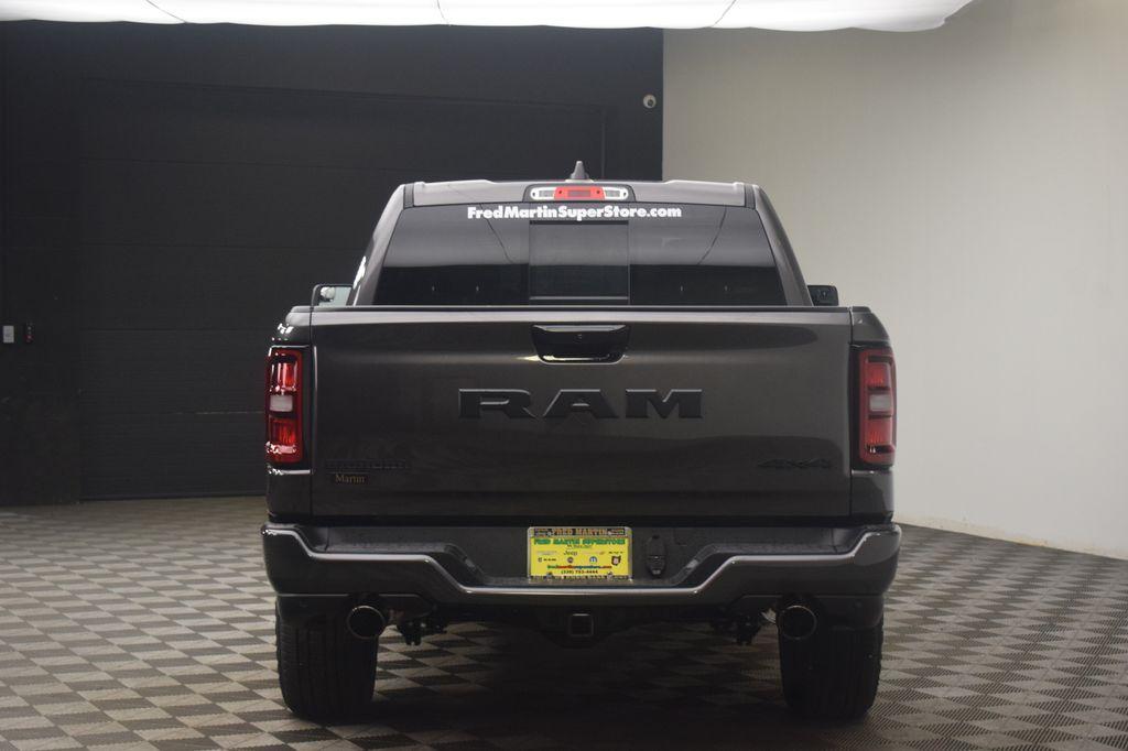 صورة 10 لـ 2026 RAM 1500 BIG HORN/LONE STAR