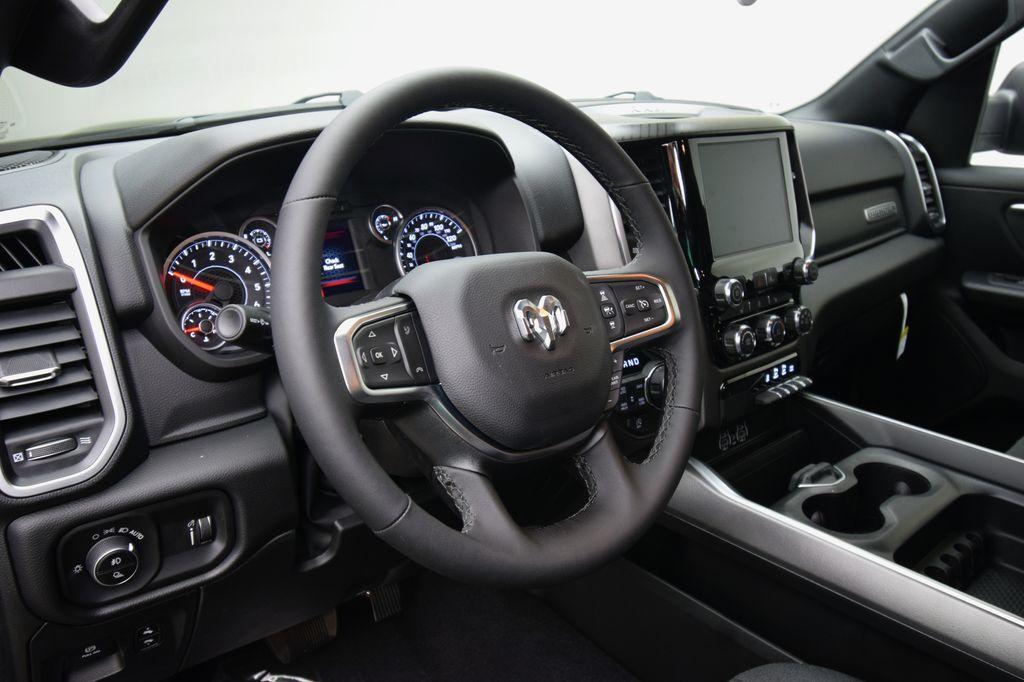 صورة مصغرة 30 لـ 2026 RAM 1500 BIG HORN/LONE STAR