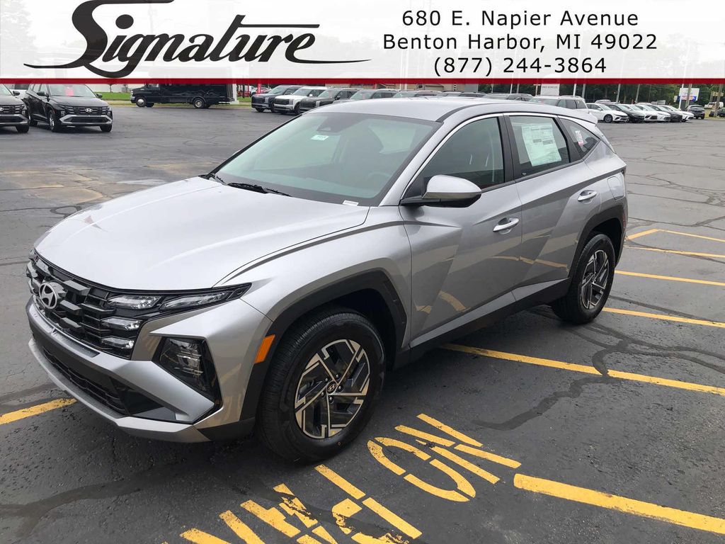 New 2026 Hyundai TUCSON Hybrid Blue SE