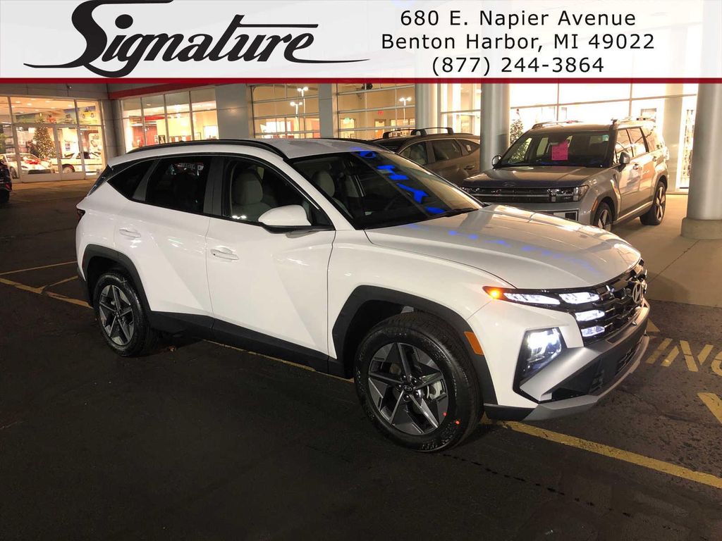 New 2026 Hyundai TUCSON SEL