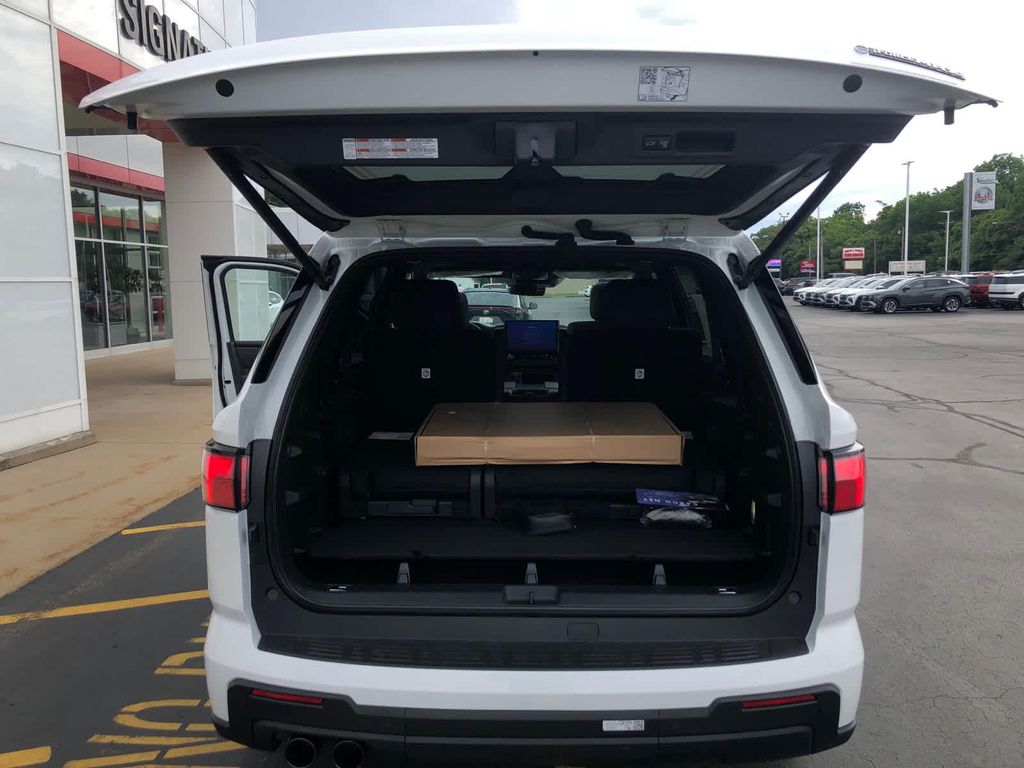 صورة مصغرة 25 لـ 2026 Toyota SEQUOIA TRD PRO