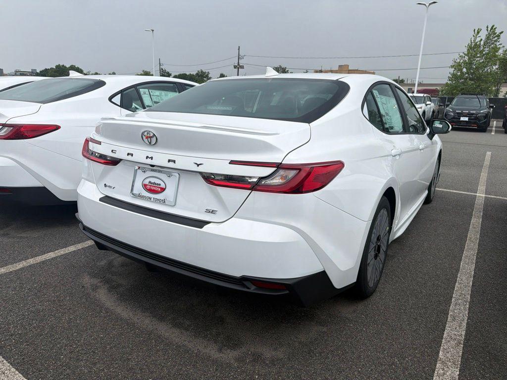 2026 Toyota CAMRY SE photo 4