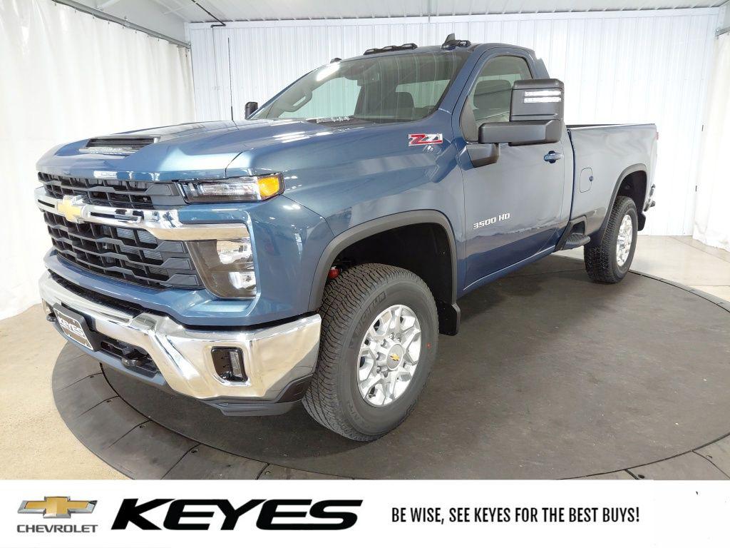 New 2026 Chevrolet Silverado 3500 LT