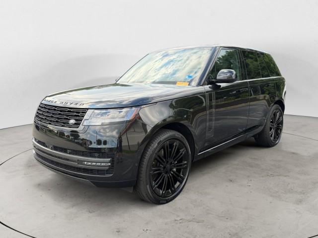 New 2026 Land Rover Range Rover P400 SE