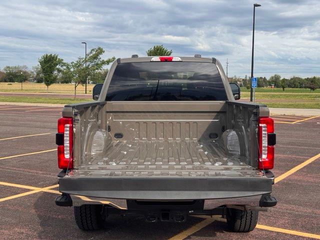 صورة مصغرة 32 لـ 2026 FORD F-250 XLT