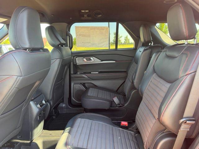صورة مصغرة 32 لـ 2026 FORD EXPLORER ST-LINE