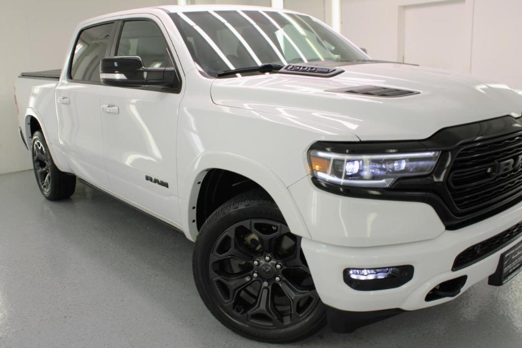 2021 RAM 1500 LIMITED — миниатюра 14