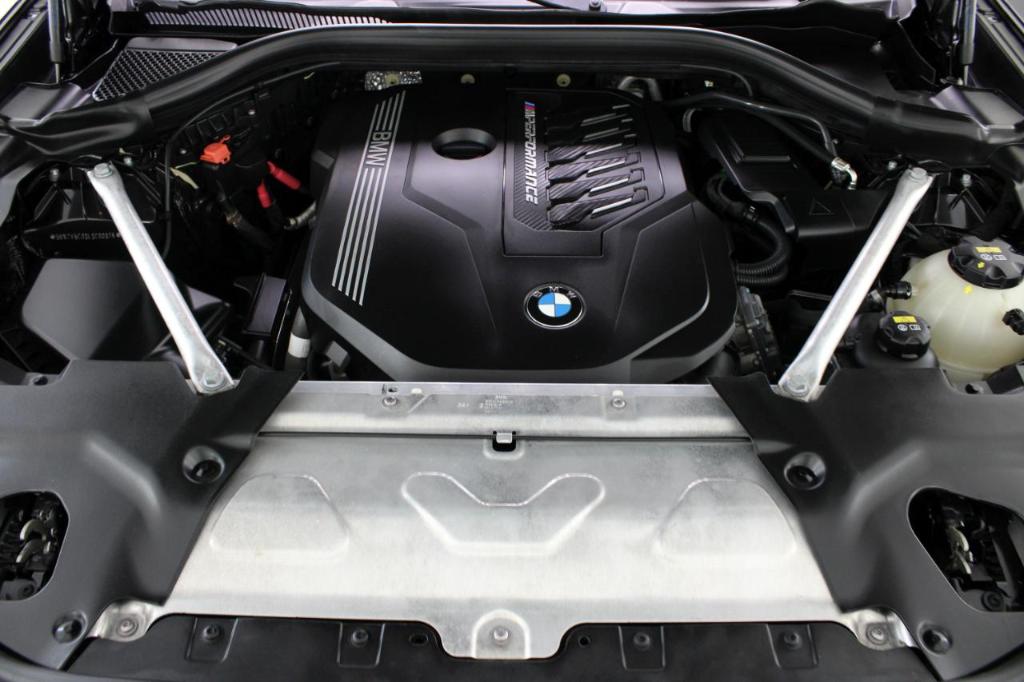 صورة 72 لـ 2020 BMW X4 M40I