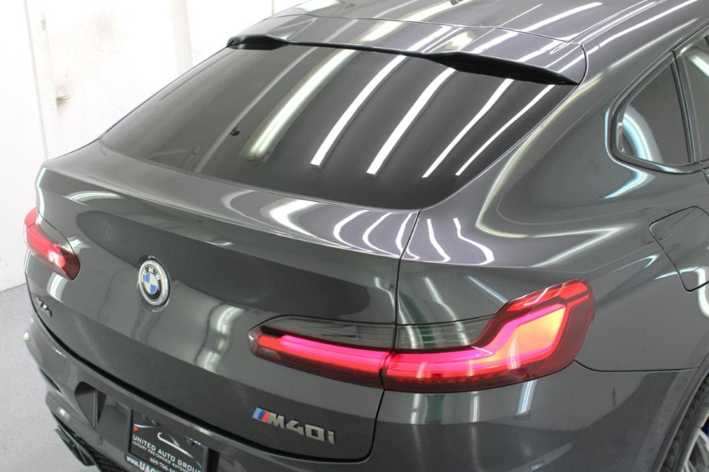 صورة 18 لـ 2020 BMW X4 M40I