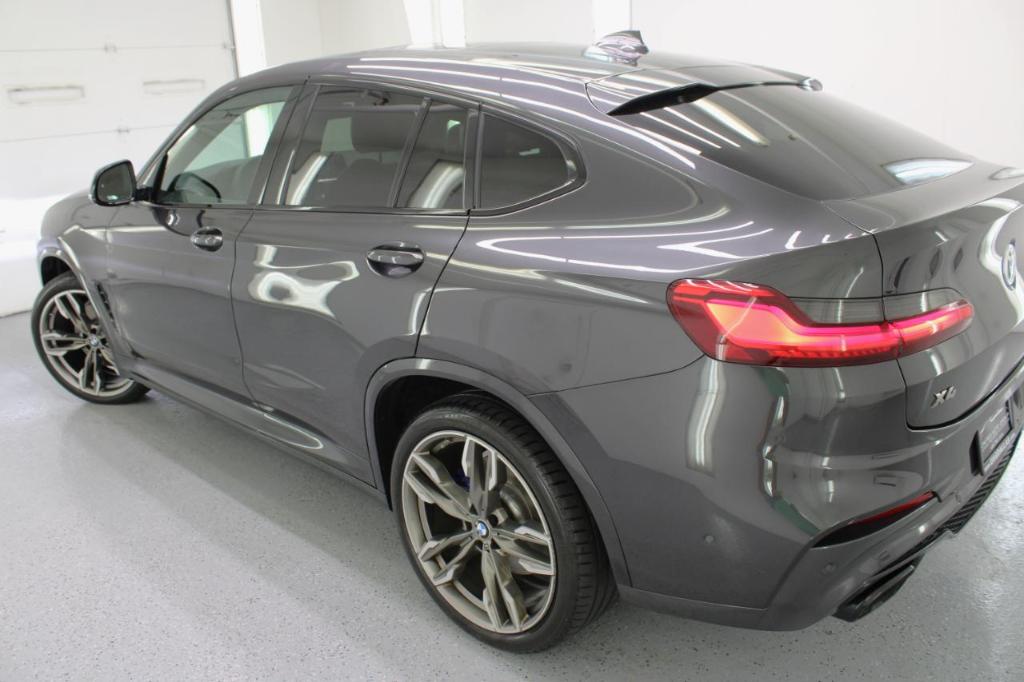 صورة 15 لـ 2020 BMW X4 M40I