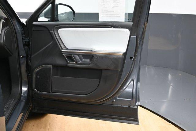صورة مصغرة 36 لـ 2023 Rivian R1S ADVENTURE QUAD MOTOR LARGE PACK