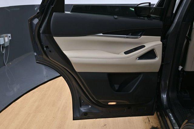 صورة مصغرة 41 لـ 2022 Infiniti QX60 SENSORY