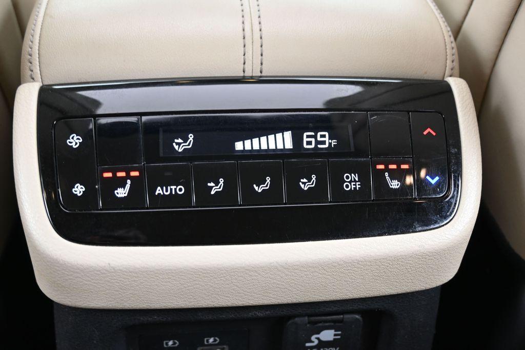 صورة 33 لـ 2022 Infiniti QX60 SENSORY