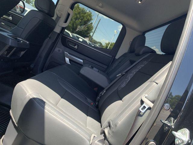 TOYOTA TUNDRA - 10