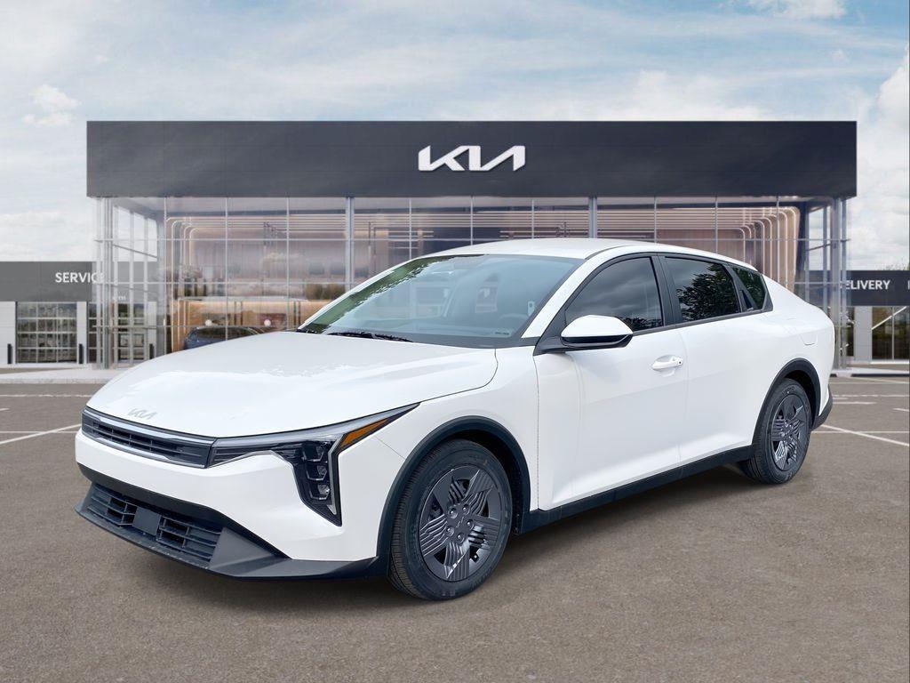 New 2025 Kia K4 LX