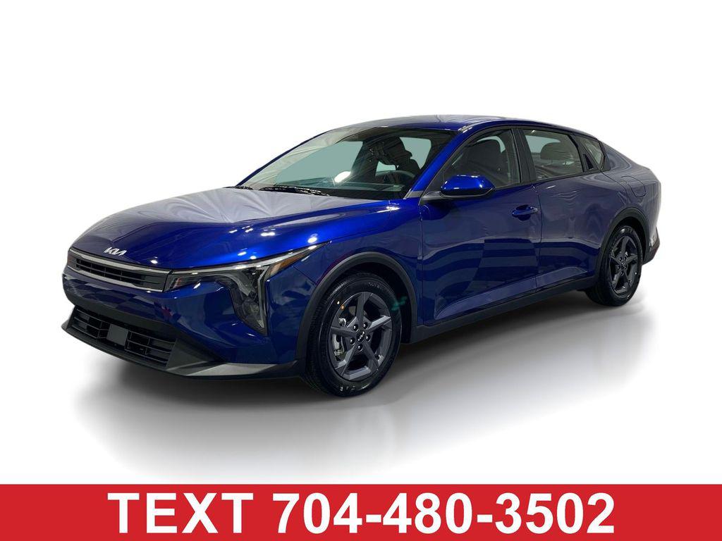 New 2026 Kia K4 LXS