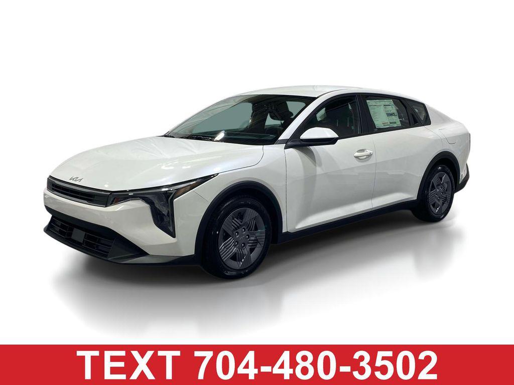 New 2026 Kia K4 LX