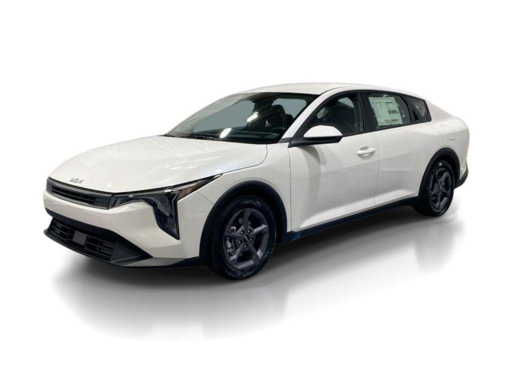 New 2026 Kia K4 LXS