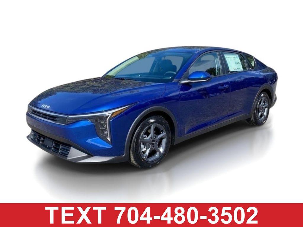 New 2026 Kia K4 LXS