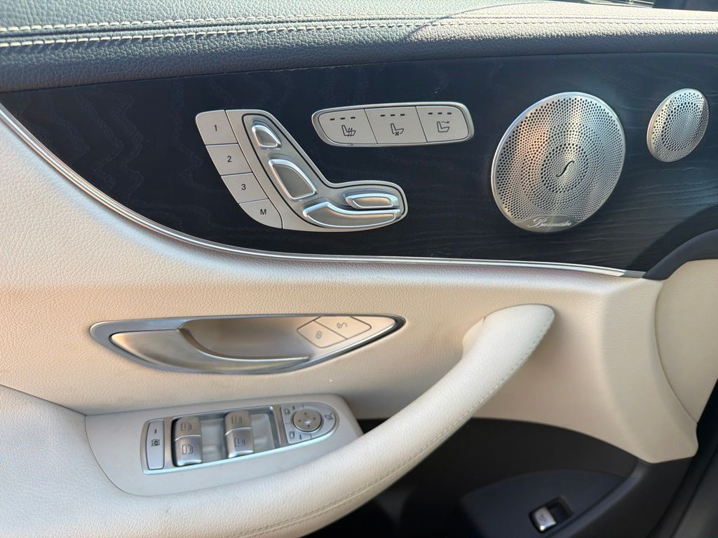 صورة مصغرة 24 لـ 2022 Mercedes-BENZ E-CLASS