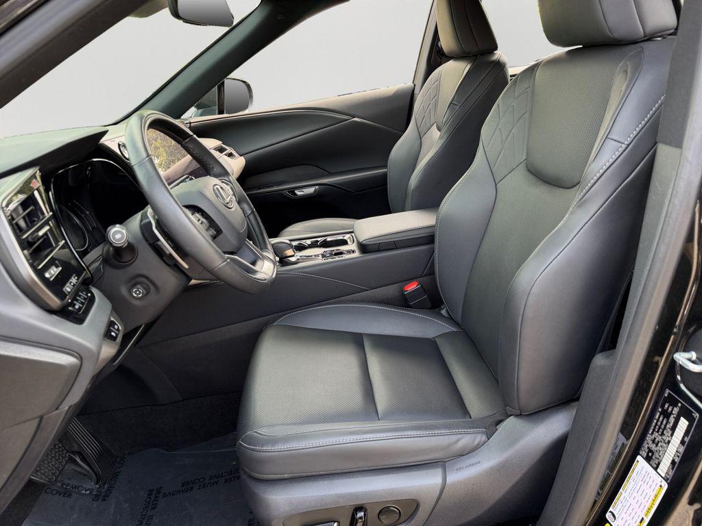 صورة مصغرة 15 لـ 2024 Lexus RX 350 PREMIUM