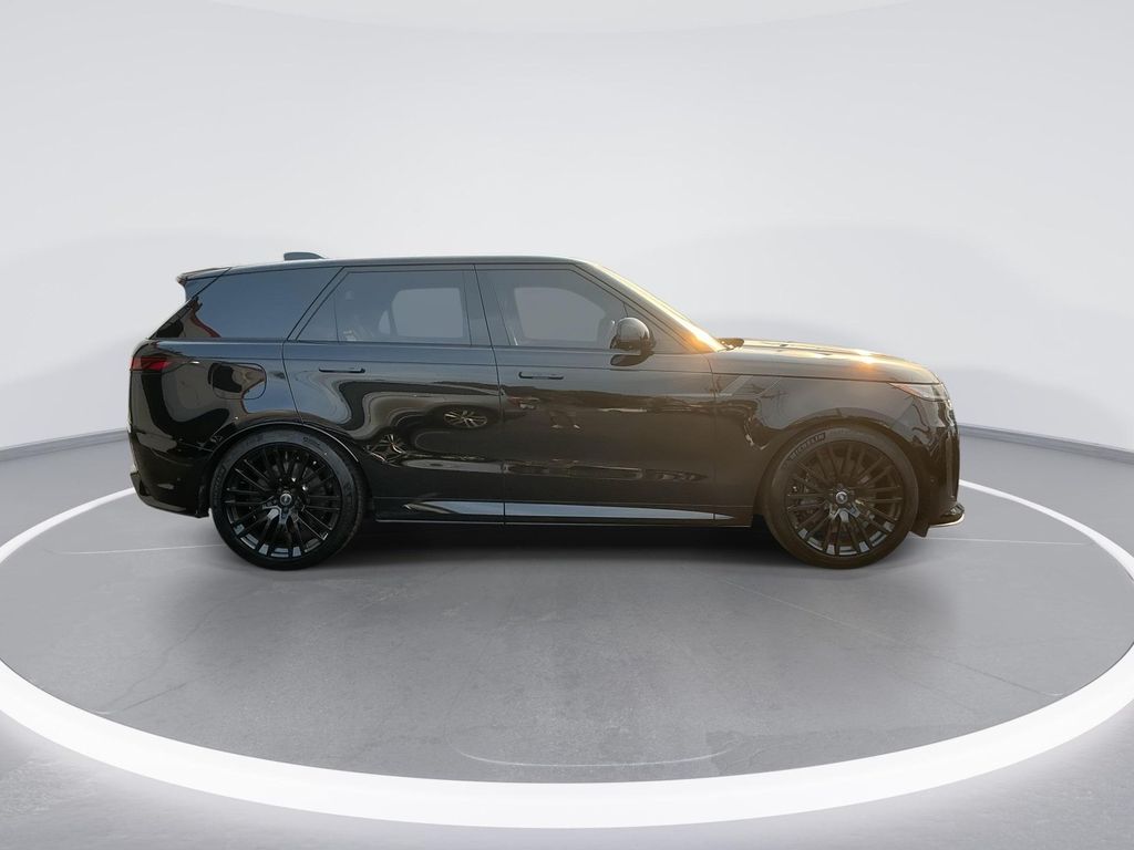 صورة 9 لـ 2025 LAND Rover RANGE ROVER SPORT P635 SV EDITION TWO